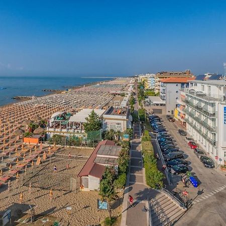 Hotel Austria Caorle Exterior photo